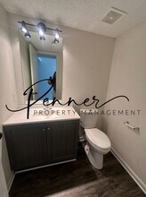 201 NE Dogwood in Oak Grove, MO - Building Photo - Building Photo