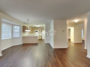 126 Elrosa Rd in Mooresville, NC - Foto de edificio - Building Photo