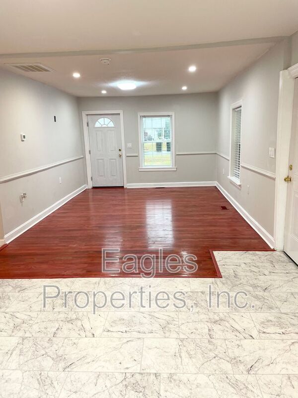 104 Lane St in Pikeville, NC - Building Photo - Building Photo