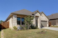 2308 Ruff Rd in Denton, TX - Foto de edificio - Building Photo