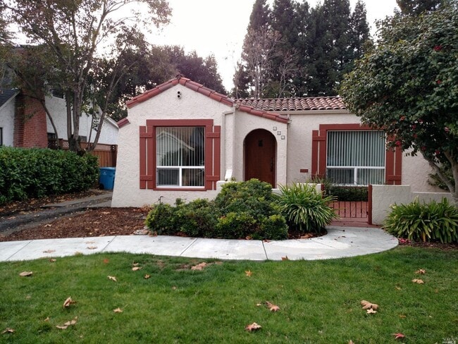 463 Talbot Ave in Santa Rosa, CA - Building Photo - Building Photo