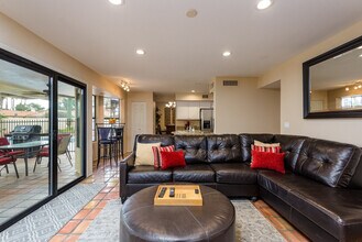 16025 N 58th Pl in Scottsdale, AZ - Building Photo - Building Photo