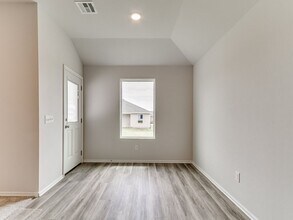 928 Bear Ln in Mustang, OK - Foto de edificio - Building Photo