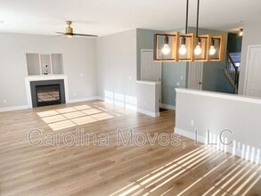 11 Derry Ln in Greer, SC - Building Photo - Building Photo