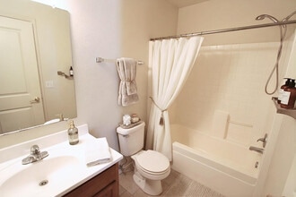 8590 W Magnum Dr in Arizona City, AZ - Building Photo - Building Photo