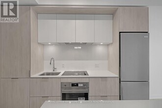 130 River St in Toronto, ON - Building Photo - Building Photo