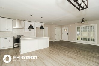 590 Oriole Dr SE in Marietta, GA - Building Photo - Building Photo