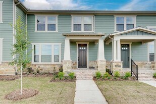 13027 Makers Dr in Frisco, TX - Building Photo