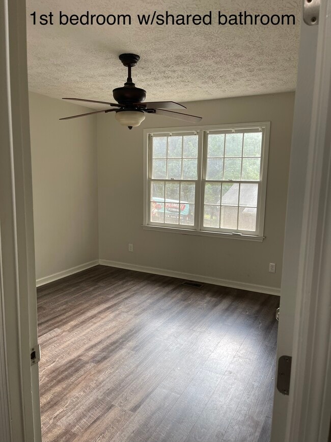 property at 3250 Stoney Acres Dr NW