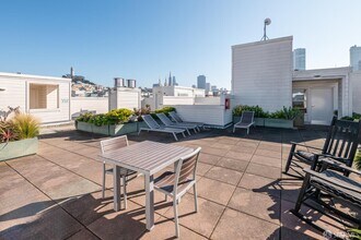 600 Chestnut St in San Francisco, CA - Building Photo - Building Photo
