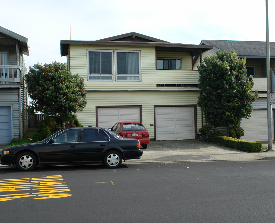 391 Shipley Ave in Daly City, CA - Foto de edificio