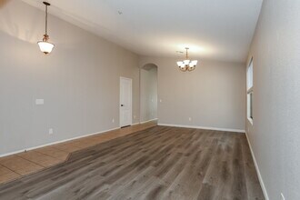 8026 S 48th Dr, Unit 3a in Phoenix, AZ - Foto de edificio - Building Photo