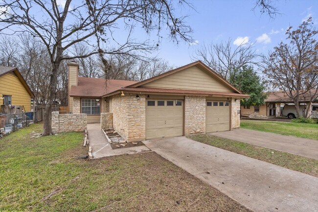 2216 Donahue Ln-Unit -A in Austin, TX - Building Photo - Building Photo