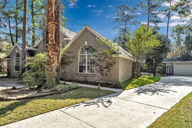 6 Old River Pl in Spring, TX - Building Photo - Building Photo