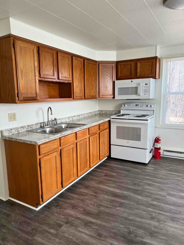 173 High St, Unit 2 in West Milton, PA - Foto de edificio - Building Photo