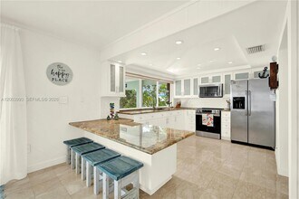 69 Shoreland Dr in Key Largo, FL - Building Photo - Building Photo