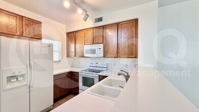 1336 S Sabino Dr in Gilbert, AZ - Building Photo - Building Photo