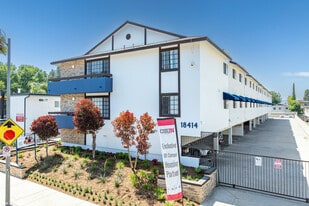 Windward Sea Apartments in Northridge, CA - Building Photo