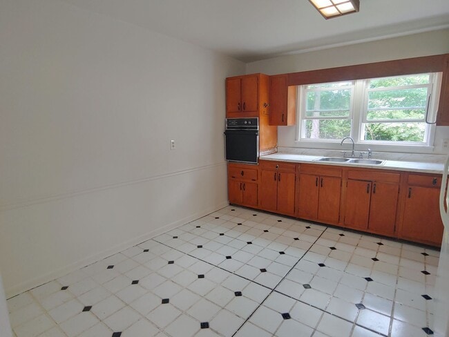 property at 312 Dillon Dr