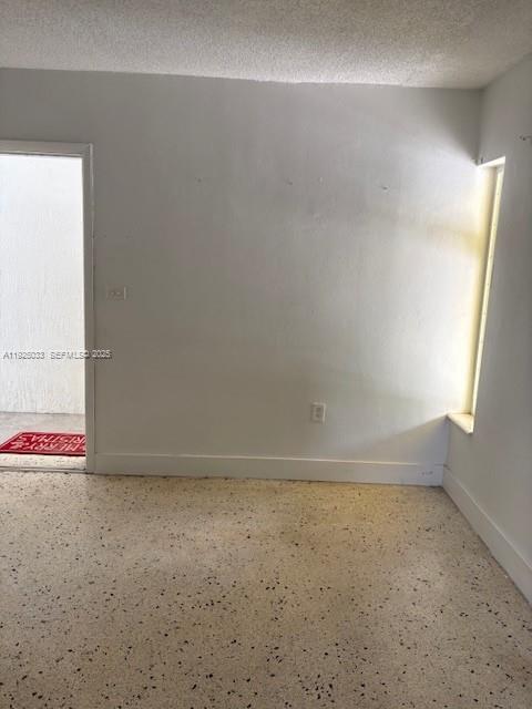 828 SW 20th Ave in Miami, FL - Building Photo - Building Photo