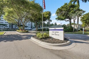 3200 Port Royale Dr N in Fort Lauderdale, FL - Building Photo