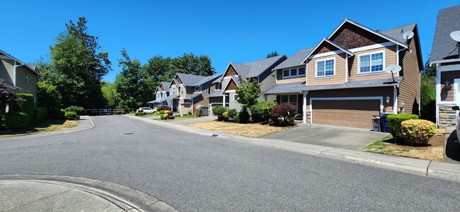 2501 192nd Pl SE in Bothell, WA - Building Photo - Building Photo