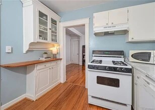 2809 Floyd Ave, Unit A in Richmond, VA - Foto de edificio - Building Photo