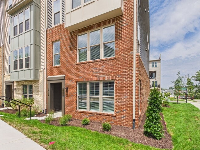 property at 6922 Cosby Vlg Ter
