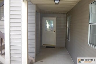 124 Concordia Cir in Monroe Township, NJ - Building Photo - Building Photo