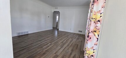 3202 Cherokee Ave in Flint, MI - Foto de edificio - Building Photo