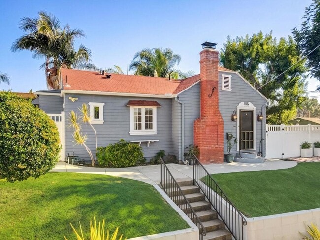 property at 2129 Dwight St