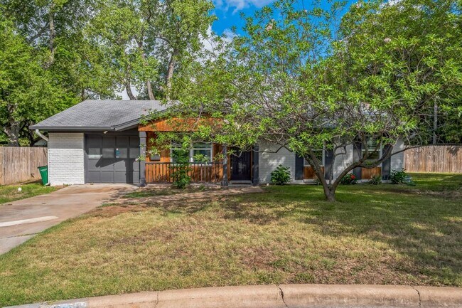 4502 Rim Rock Path in Austin, TX - Building Photo - Building Photo