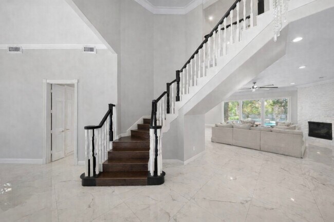 25307 Piney Bend Ct in Spring, TX - Building Photo - Building Photo