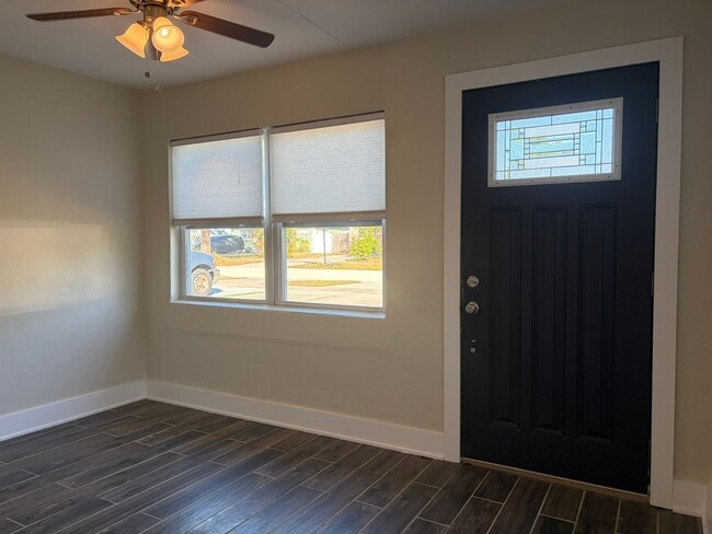 736 86th Ave N in St. Petersburg, FL - Building Photo - Building Photo