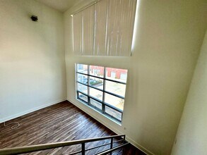 716 N Santiago St in Santa Ana, CA - Building Photo - Building Photo