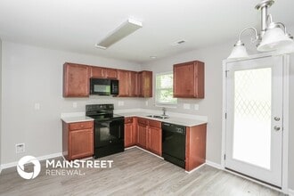 5531 Lee Marie Ln in Charlotte, NC - Foto de edificio - Building Photo