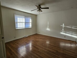 21524 Hasty Dr in Dixon, MO - Building Photo - Building Photo