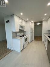 7601 Bathurst St in Vaughan, ON - Building Photo - Building Photo