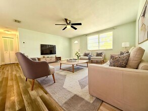 1529 Culverhouse Dr in Daytona Beach, FL - Building Photo - Building Photo