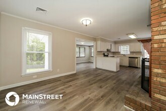 402 Boxwood Dr in Greensboro, NC - Building Photo - Building Photo