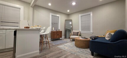 248-11 89th Ave in Queens, NY - Building Photo - Building Photo