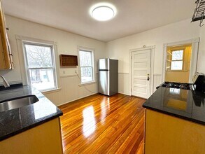 67 Washburn Ave in Cambridge, MA - Building Photo - Building Photo