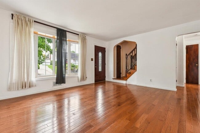 482 S Elm St in Maywood, NJ - Building Photo - Building Photo