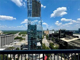 3324 Peachtree Rd in Atlanta, GA - Building Photo