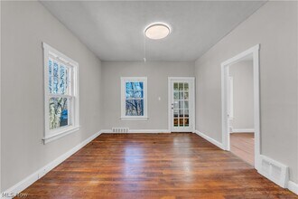 2150 Glenridge Rd in Euclid, OH - Building Photo - Building Photo