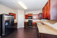 960 Clover Cir photo'