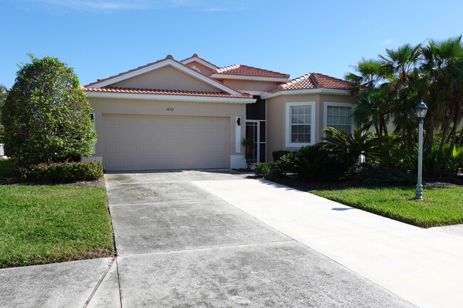 1830 Bobcat Trail in North Port, FL - Foto de edificio - Building Photo