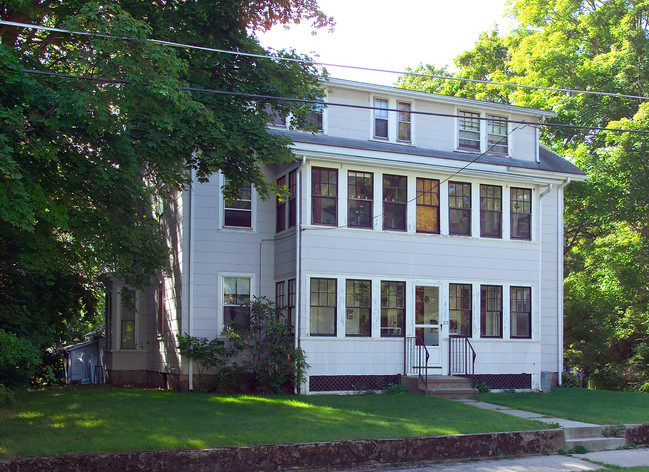 22 Rockhill St in Foxboro, MA - Building Photo - Building Photo