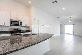 32433 Windmill Frg in Wesley Chapel, FL - Foto de edificio - Building Photo