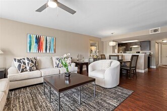 2749 N Poinciana Blvd in Kissimmee, FL - Building Photo - Building Photo